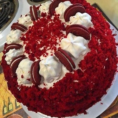 Red Velet Sock IT To ME Cake