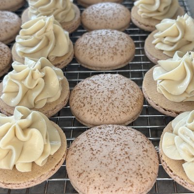 Tiramisu Macarons