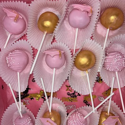 12 Cake Pops