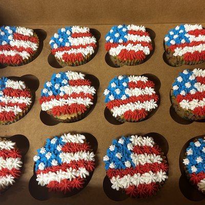 Decorated Cupcakes 
