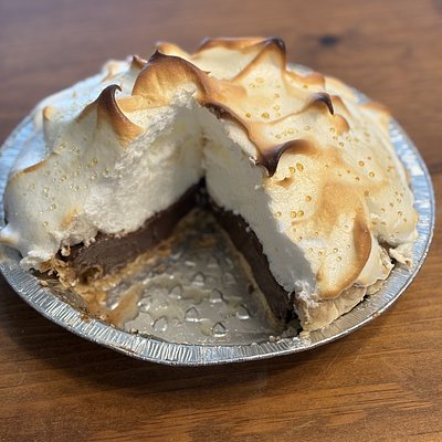 Chocolate Meringue pie