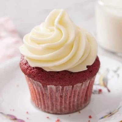 Red Velvet Cupcakes With Cream Cheese Frosting 12 Pack 