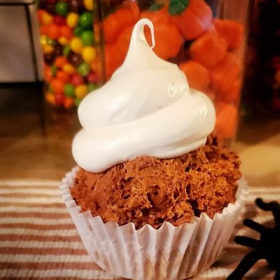  6 Jumbo Pumpkin Muffins /Cream Cheese Frosting 