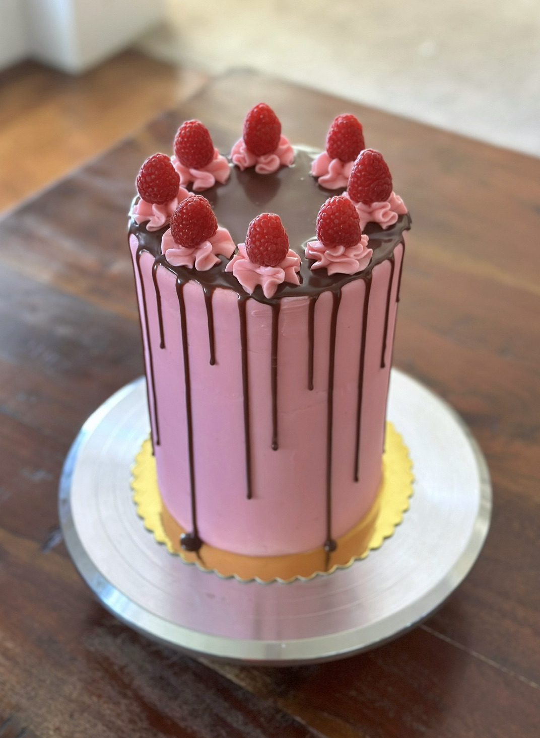 6” Double Barrel Cake (2-6” Stacked Cakes) Serves up to 24 