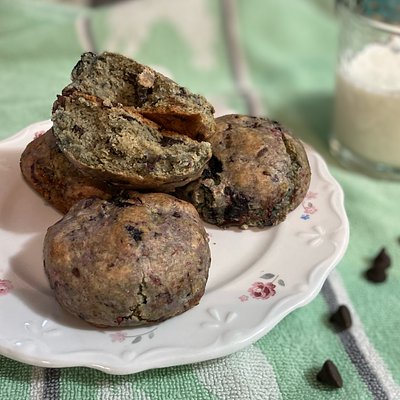 Summer Berry Chocolate Cookie 