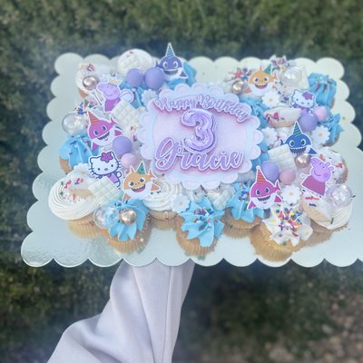 Cupcake Cake (3 Dozen/36)