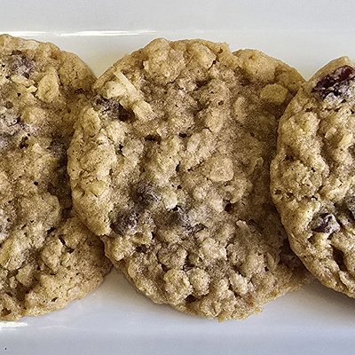 Outrageous Oatmeal Cookies - 1 dozen 3"