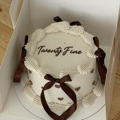 4” Bento Cake (2-4 Servings)