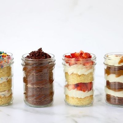 Cake In A Jar 