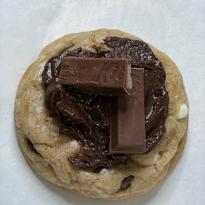 Moody’s KitKat Paradise (Single)