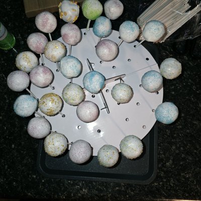 Specialty Cake Pops By Dozen