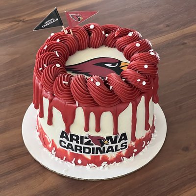 6 Inch Round Cake 10/12 Servings