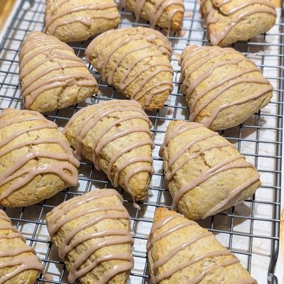Pumpkin Scones with Cinnamon Drizzle