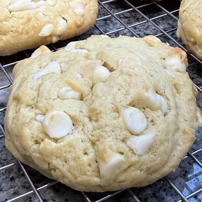 Lemon White Chocolate Cookies (6 Pack)
