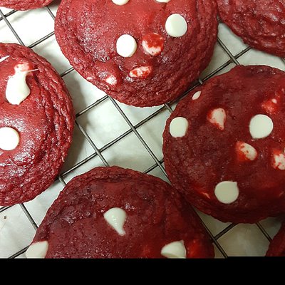 Red Velvet Cookies 