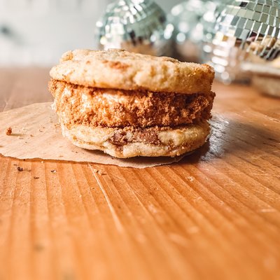 Stuffed Biscoff Cookie Butter - Cookie Sandwiches
