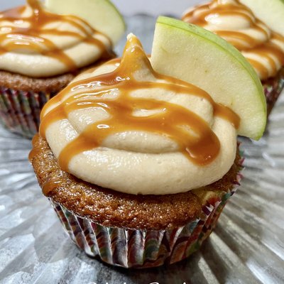 Apple Spice Cupcakes 