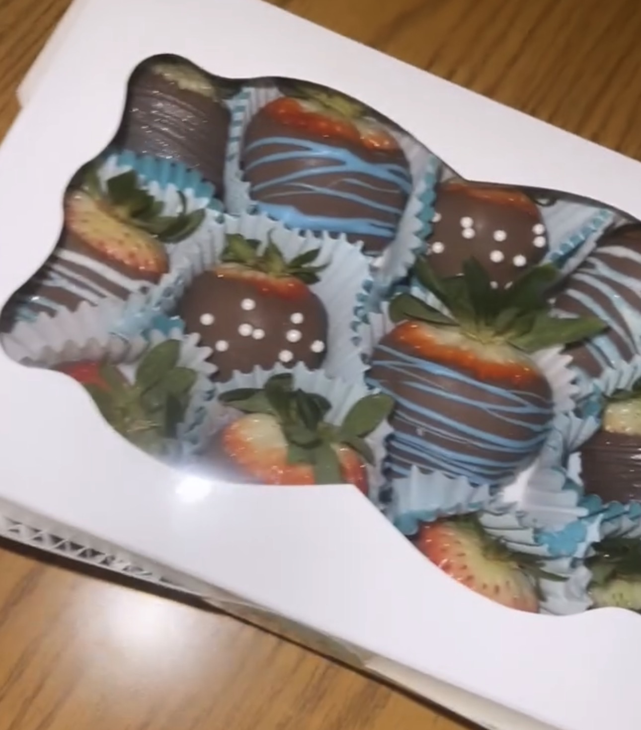 Dozen/Half Dozen Chocolate Covered Strawberries 