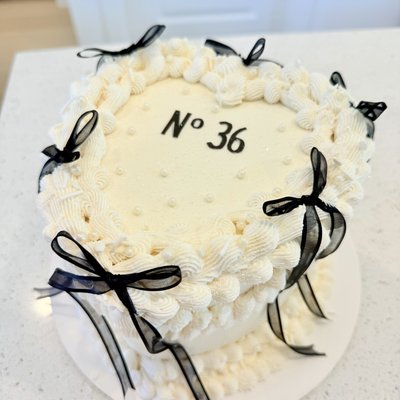 Vintage Cake