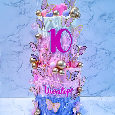 Tall Two Tier Cake 
