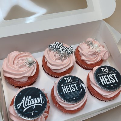 Custom Strawberry Cupcakes 