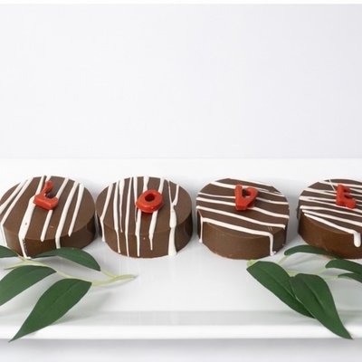 Gourmet Dipped Chocolate Covered Oreos