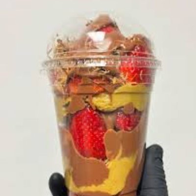 Dubai Chocolate Covered Fruit Cups 5.5oz