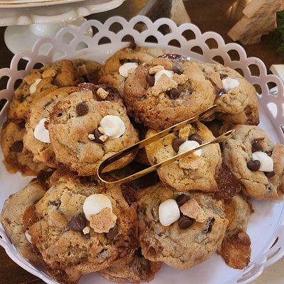 Deluxe Gourmet Cookies 