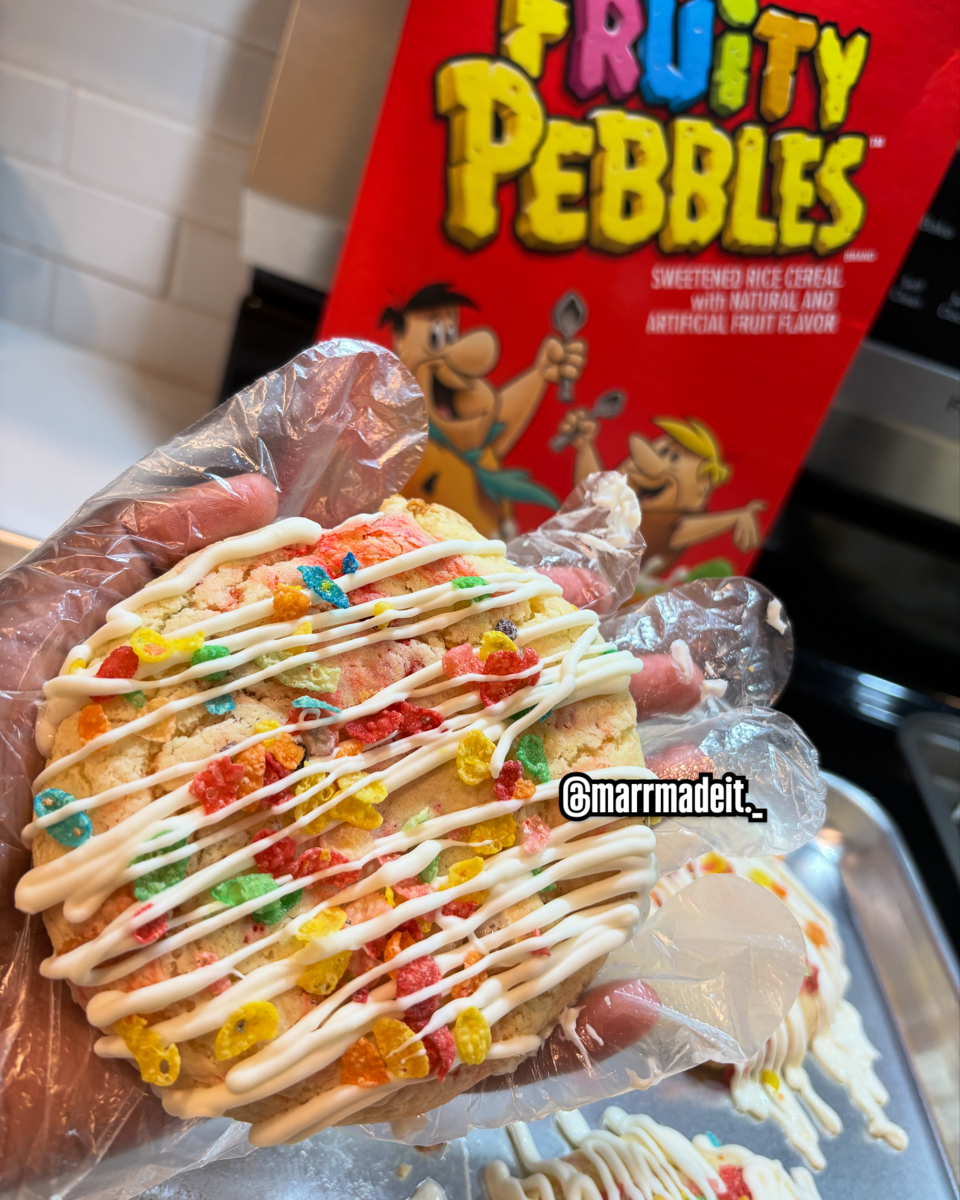 Fruity Pebbles Cookie🌈