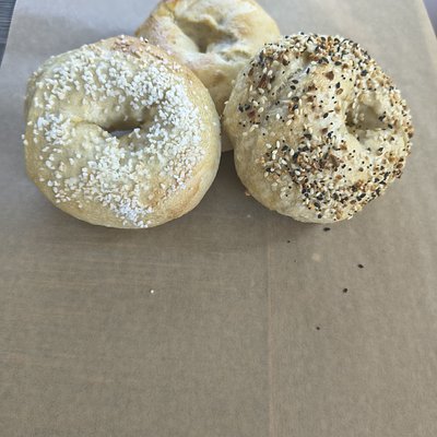 Sourdough Bagels (6) Everything Bagel Seasoning 