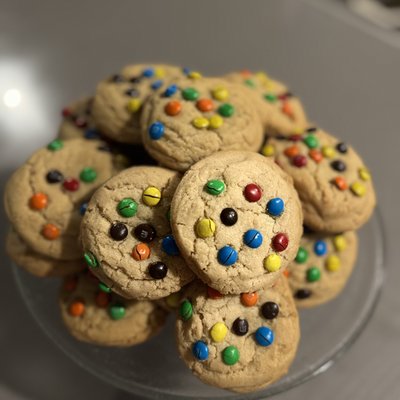 Single M&M Cookie