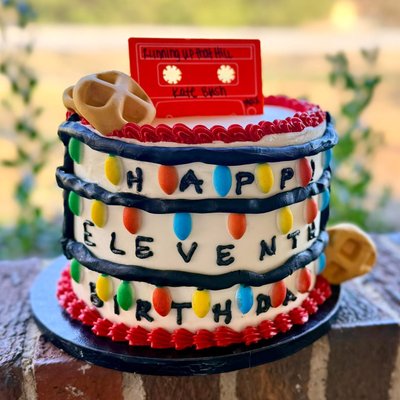 Stranger Things Custom Cake