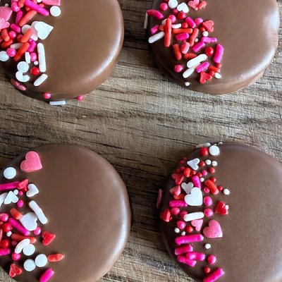 Chocolate Covered Oreos