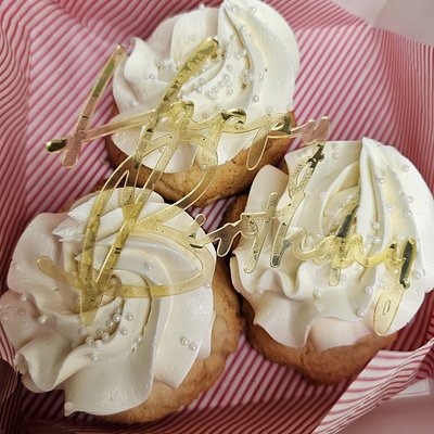 Soft Sugar Cookie With Buttercream 