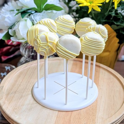 Cake Pops Half Dozen