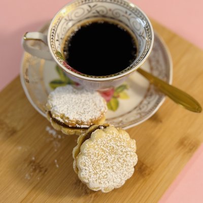 Casadinho De Doce De Leite - Jar Com 12 Unidades