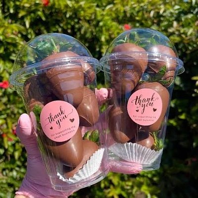 STRAWBERRY CUPS