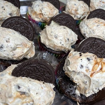Oreo Cheesecake Cupcakes Dozen