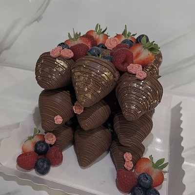 Chocolate Covered Strawberry Stack