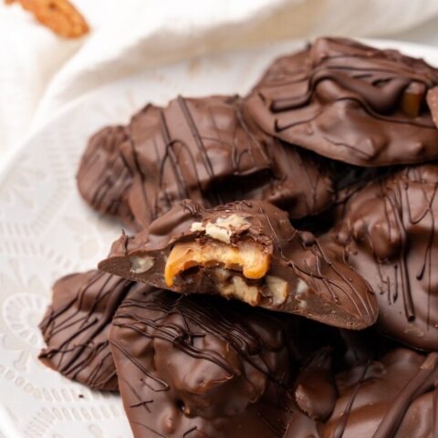 1 pound Pecan Clusters With Caramel 