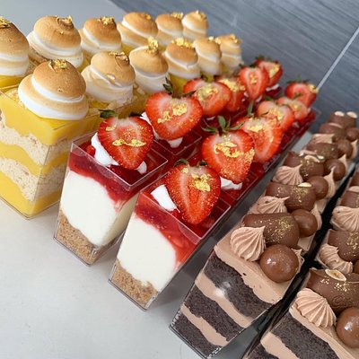 One Dozen Dessert Shooters