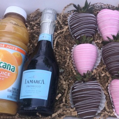 “Mimosa Box”  Comes w/ 6 Berries, Oj , Champagne & chocolate )