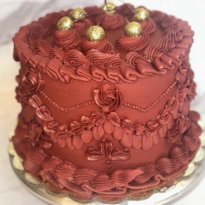 10” Round Custom Cake
