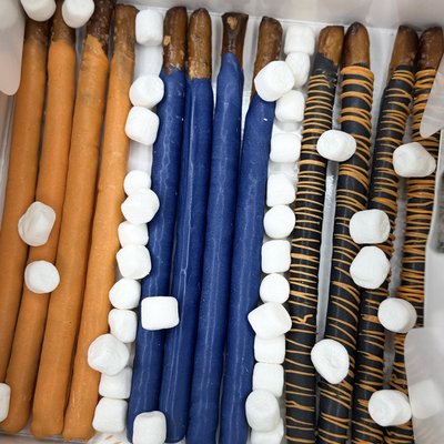 Chocolate Covered Pretzels 