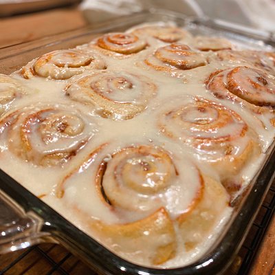 Brioche Cinnamon Rolls w/ Brown Butter Glaze