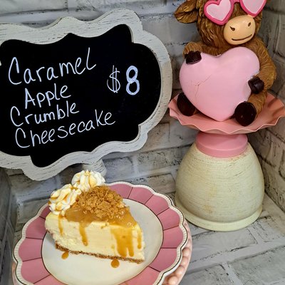 Caramel Apple Crumble Cheesecake Slice