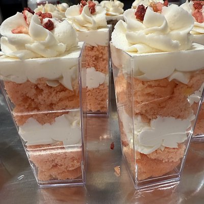 Strawberry Crunch Cake Shooters 