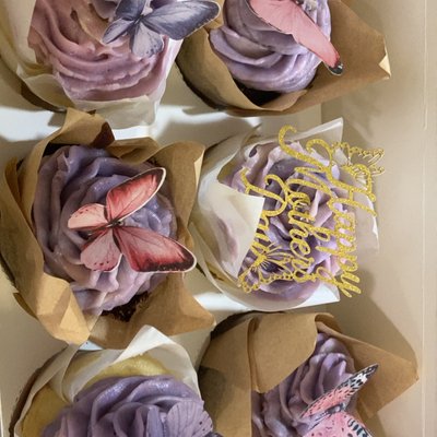 Cupcakes Dozen