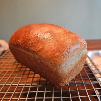 Classic Sourdough Sandwich Bread