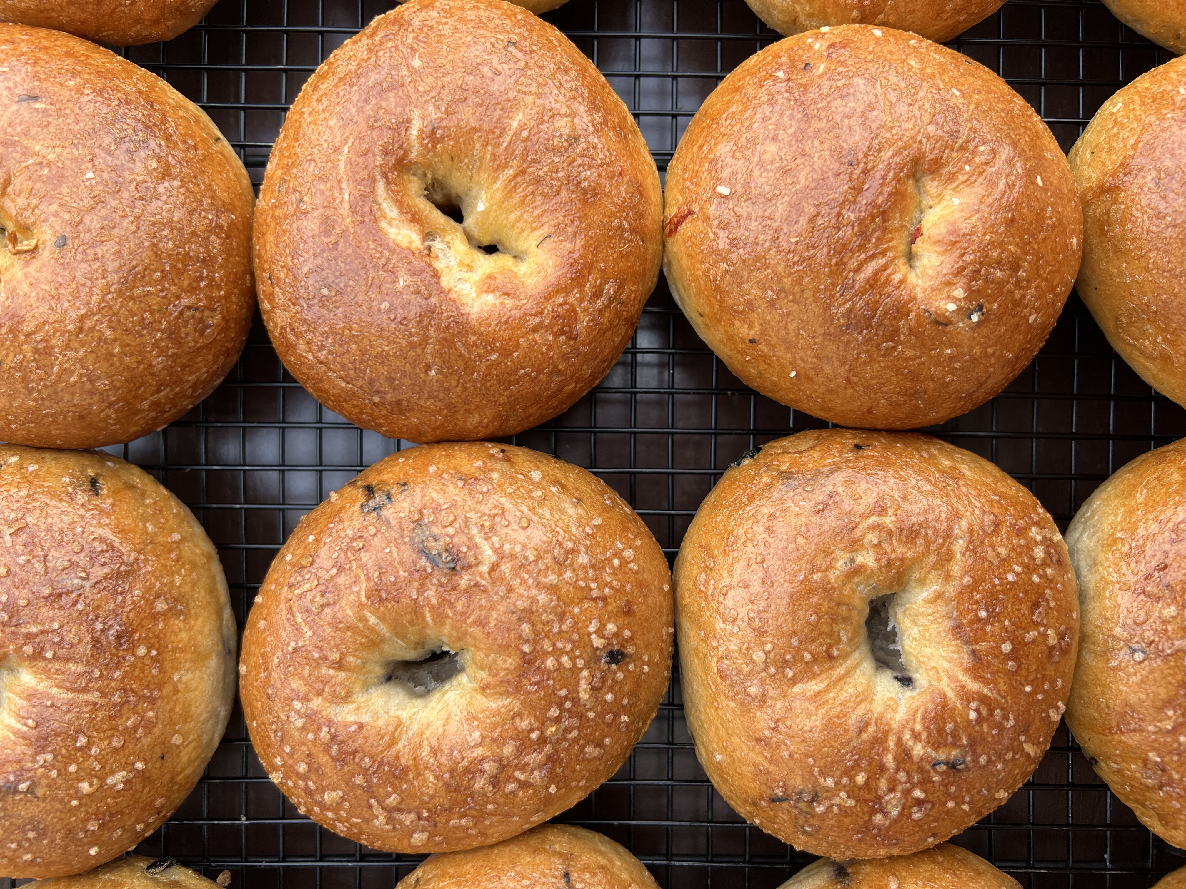 Flavored Bagels (6 Count)